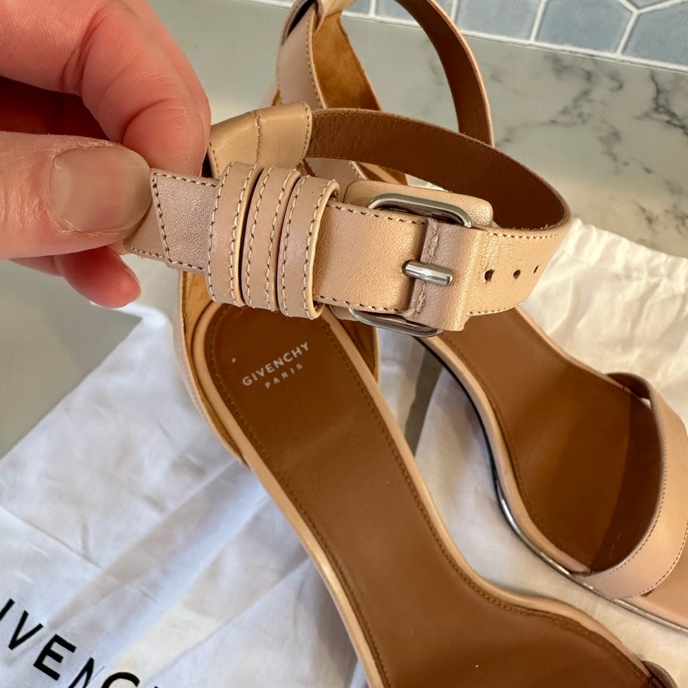 Givenchy Nadia Sandal Beige - Size 11B - Picture 5 of 11